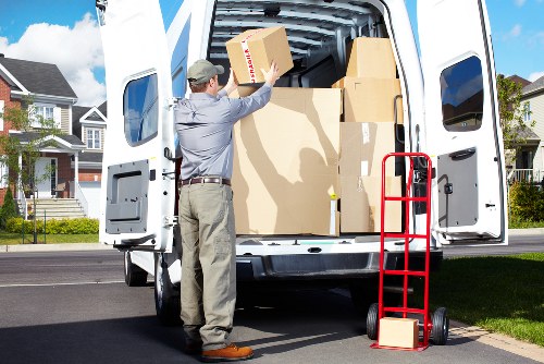 Quote planning for a larger house move in Hayes