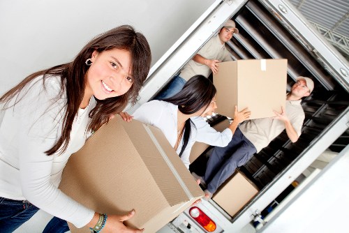 Local van service handling flat move in Hayes